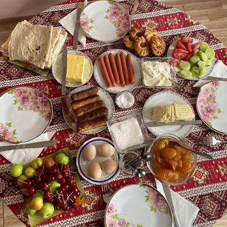 Gevorgyans Bed & Breakfast Tatev Esterno foto