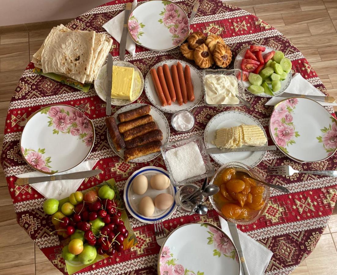 Gevorgyans Bed & Breakfast Tatev Esterno foto